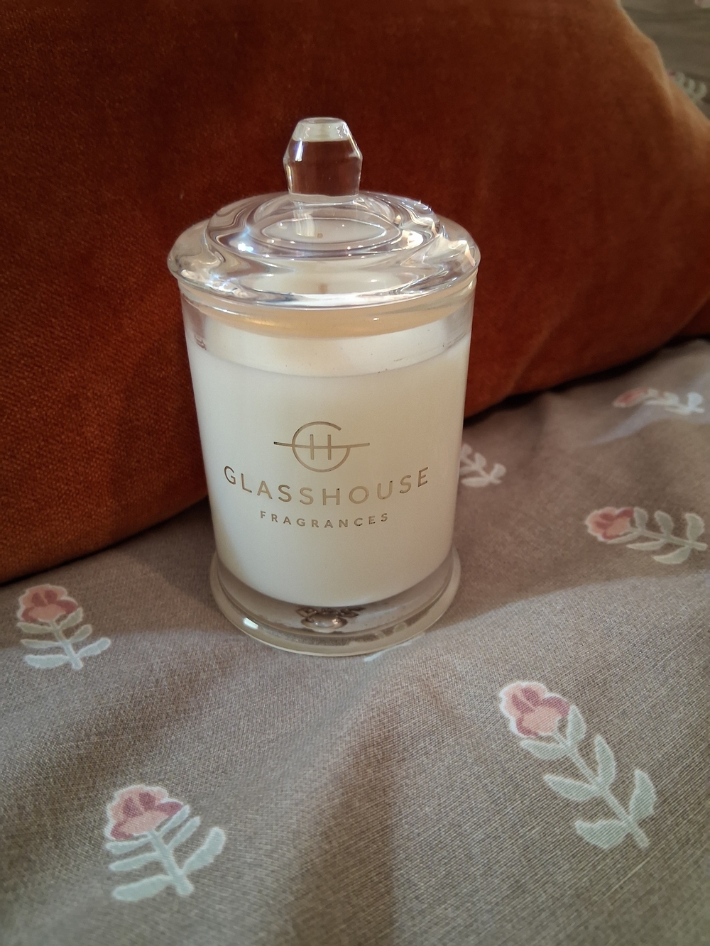 NWT Glasshouse Fragrances Kyoto In Bloom 2.1oz Travel Size Candle